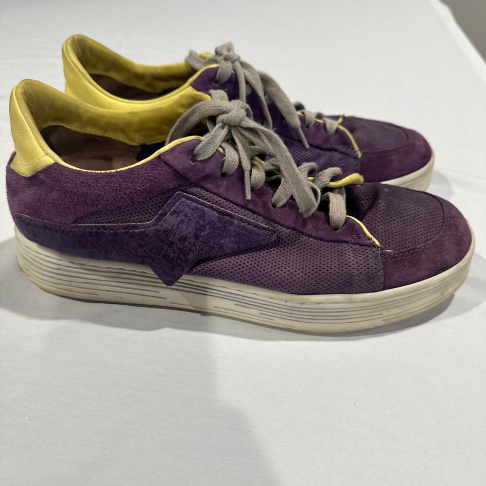 AS 98 sneaker, womens, size 40, purple, yellow accent, good condition